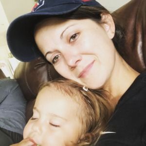 Meet your Posher, Joelle